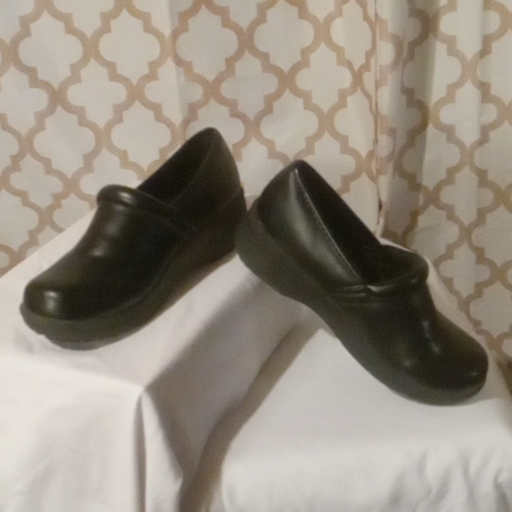 Non slip safety shoes safety step comfort